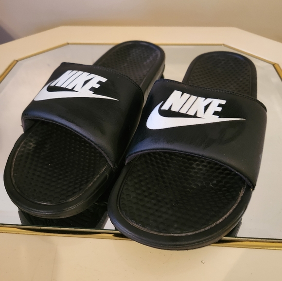 Nike Other - Nike flip-flops